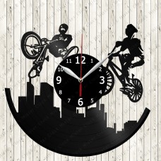 Urban Freeride Vinyl Clock 